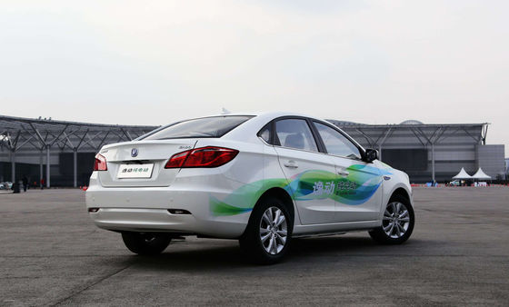 Changan Eado EV460 365-405KM Changan EV 5 drzwi 5 miejsc Kompaktowy samochód Sedan