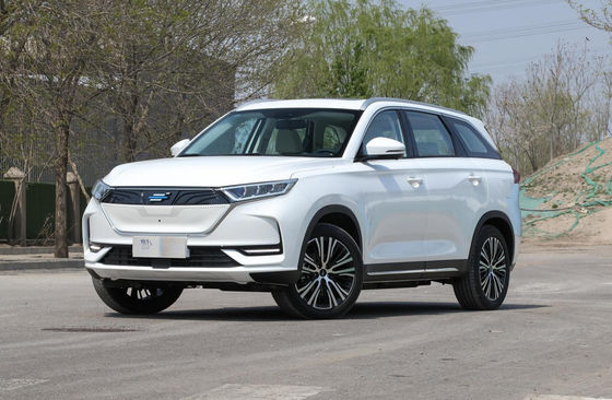 5 drzwi 5 miejsc Changan Auchan X7 EV Suv 405KM 0,5H Szybkie ładowanie