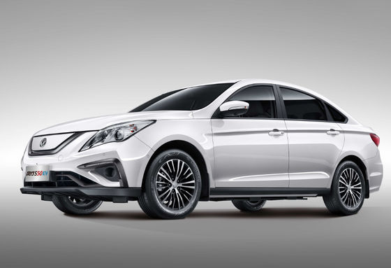 Fengxing S50 Dongfeng Motor Electric Vehicle 415KM Kompaktowy 4 drzwi 5 miejsc