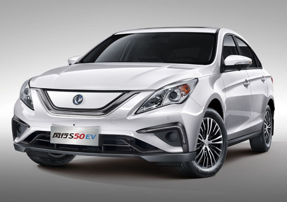 Fengxing S50 Dongfeng Motor Electric Vehicle 415KM Kompaktowy 4 drzwi 5 miejsc
