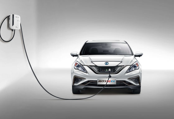 Fengxing S50 Dongfeng Motor Electric Vehicle 415KM Kompaktowy 4 drzwi 5 miejsc