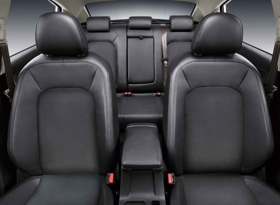 Fengxing S50 Dongfeng Motor Electric Vehicle 415KM Kompaktowy 4 drzwi 5 miejsc