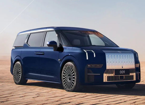 5 drzwi 6 miejsc Zeekr 009 Elektryczny minivan dalekiego zasięgu 702-822KM