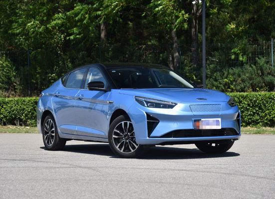 450KM,550KM MPV Samochód elektryczny 450-550KM