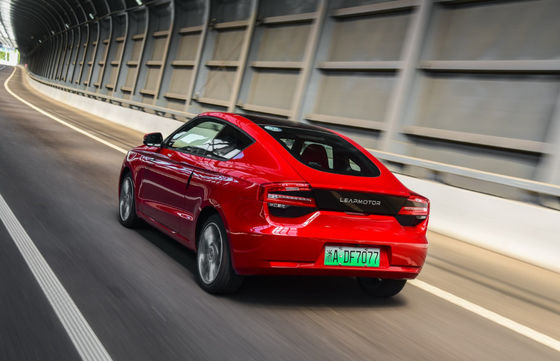 S01 Leap Motors Samochód elektryczny 2019-2021 305-451KM Zero emisji