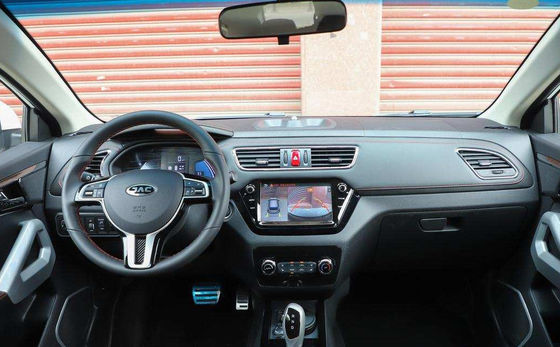 IEV7S JAC Motors Pojazdy elektryczne JAC Ev Car 402KM 5 drzwi 5 miejsc