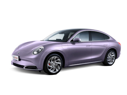 ORA Lightning Cat Midsize Car 555-705KM Pure Electric 4 drzwi 5 miejsc