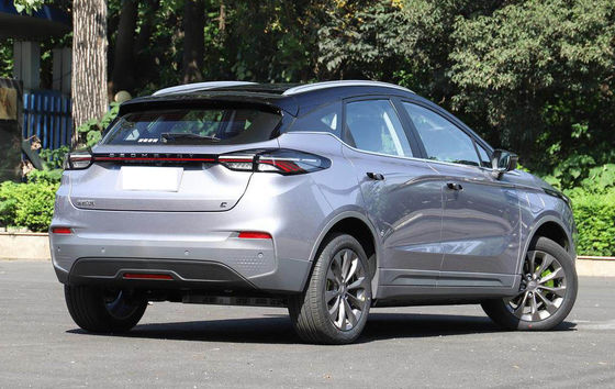 Geometria C Suv Electric Car 400-550KM Kompaktowy z 5 drzwiami i 5 miejscami
