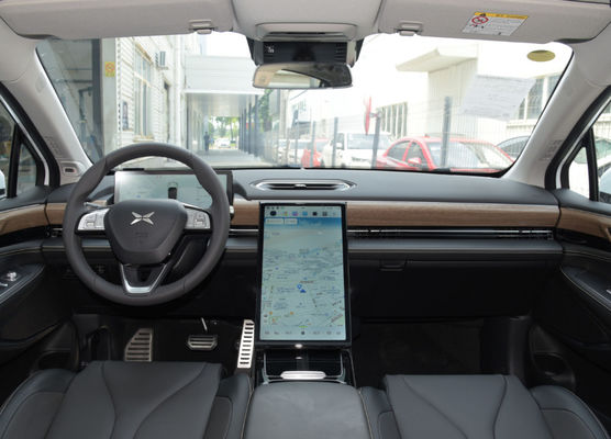 XiaoPeng P5 2022 450-550KM Kompaktowe samochody elektryczne 4 drzwi 5 miejsc