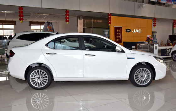 JAC IEVA50 Jianghuai 2020-2021 Auto pojazd elektryczny 350-402KM 4 drzwi 5 miejsc