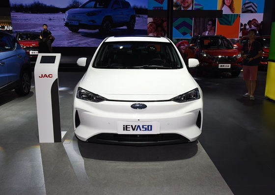 JAC IEVA50 Jianghuai 2020-2021 Auto pojazd elektryczny 350-402KM 4 drzwi 5 miejsc