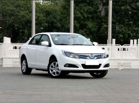 305KM 400KM BYD E5 EV Wysokowydajny, czysto elektryczny, 4 drzwi, 5 miejsc