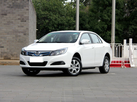 305KM 400KM BYD E5 EV Wysokowydajny, czysto elektryczny, 4 drzwi, 5 miejsc