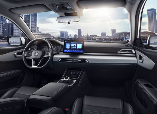 Kompaktowy samochód elektryczny Byd Qin Ev Sedan 400-450KM 4 drzwi 5 miejsc