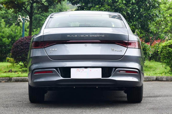 400-600KM Kompaktowy Byd Qin Plus Ev 4 drzwi 5 miejsc Wysoka wydajność