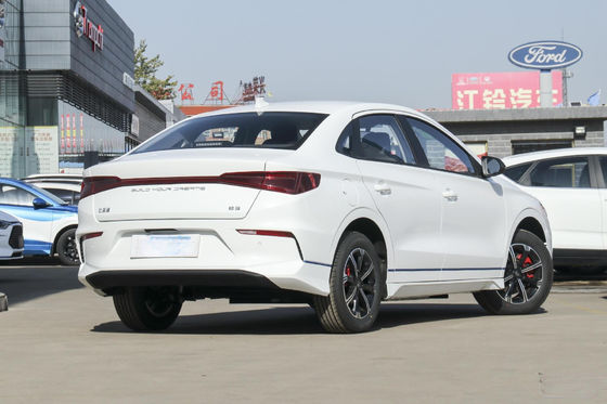 Samochód elektryczny E3 Byd Sedan Oficjalny standard 401KM 4 drzwi 5 miejsc