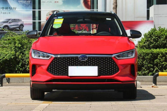 Byd E2 Red Sedan Electric Car 2022 Business Edition 401KM 5 drzwi 5 miejsc