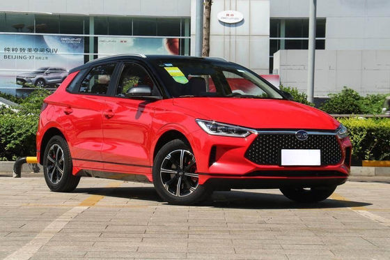 Byd E2 Red Sedan Electric Car 2022 Business Edition 401KM 5 drzwi 5 miejsc